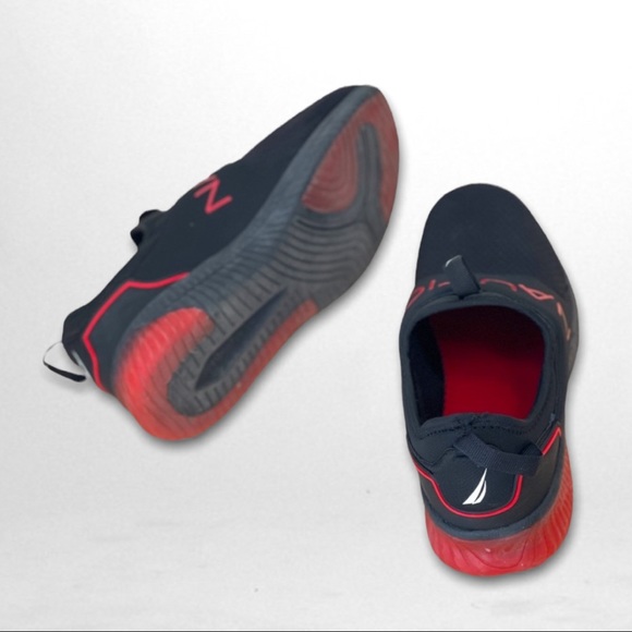 Nautica Light weight sneakers - Picture 2 of 5